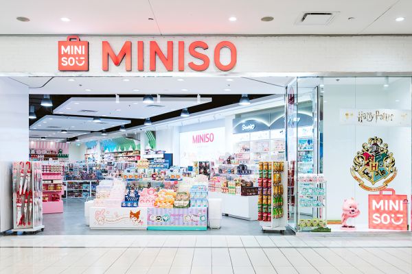Un 3e MINISO chez Cominar!