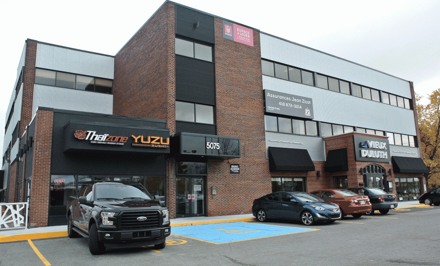 Local 220, 5073 à 5079, boulevard WilfridHamel Perspectivespace