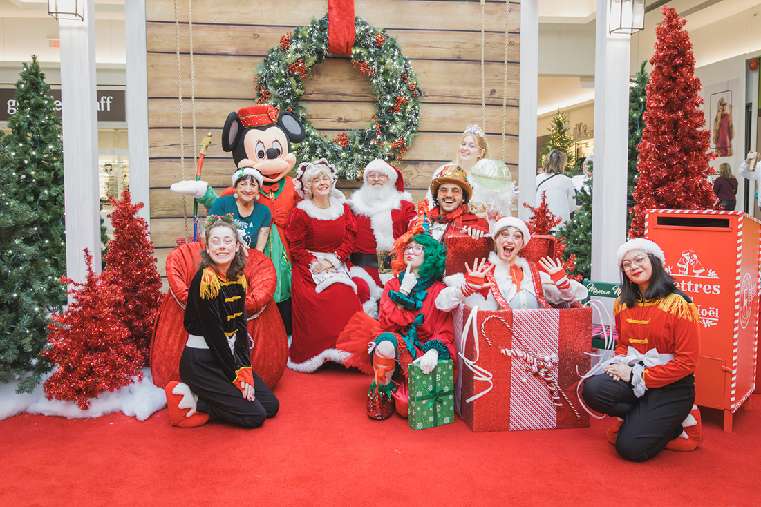 Holidays Woven With Care at Cominar Centres