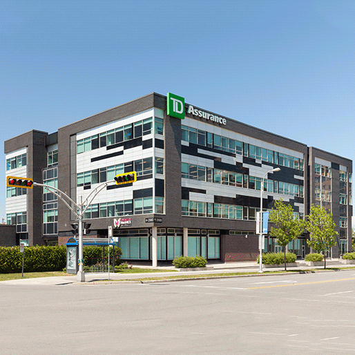 Location 2968 à 3000, avenue Pierre-Péladeau